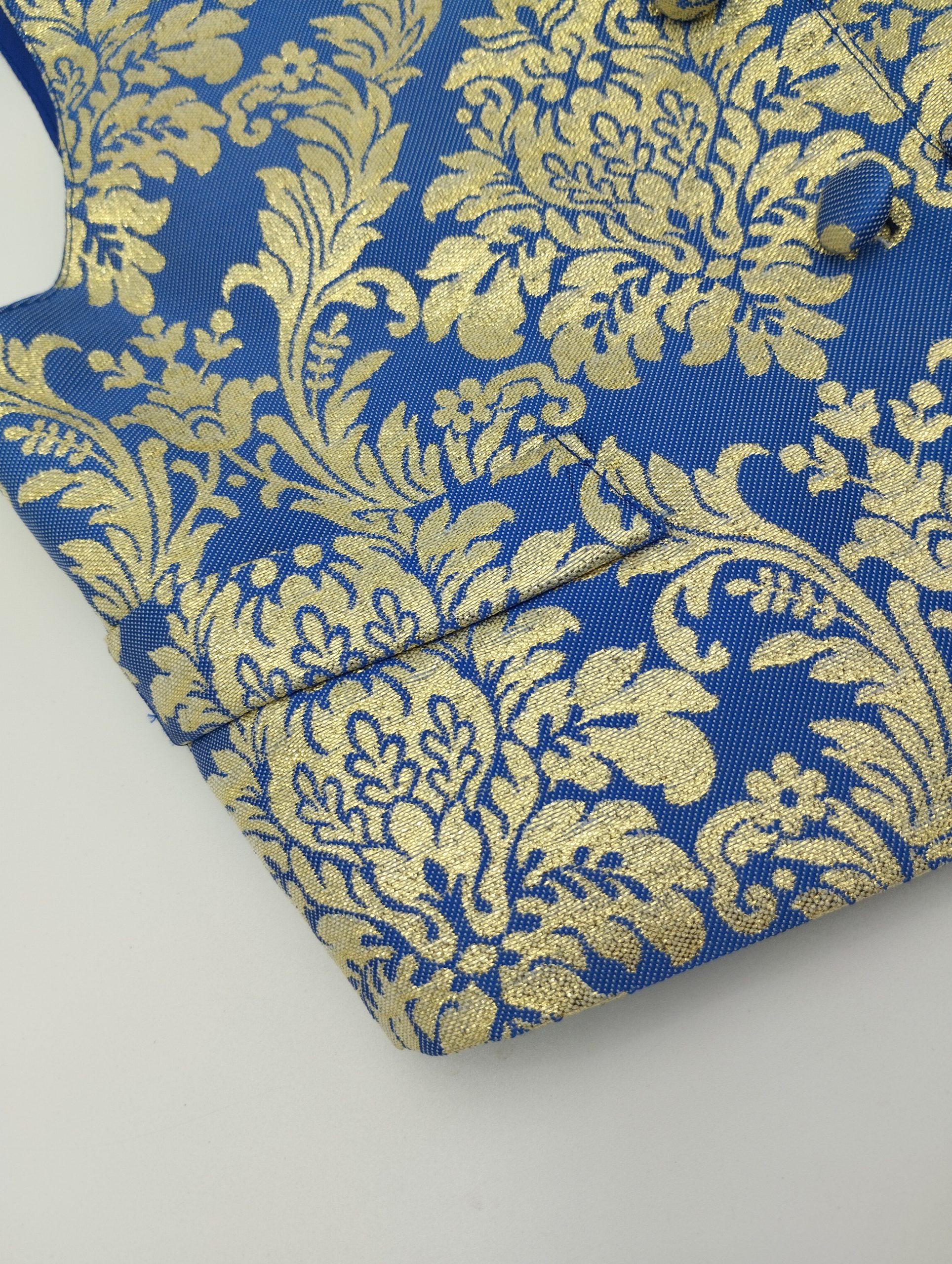 CHALECO LABRADOR ORNAMENTADO - Imagen 2