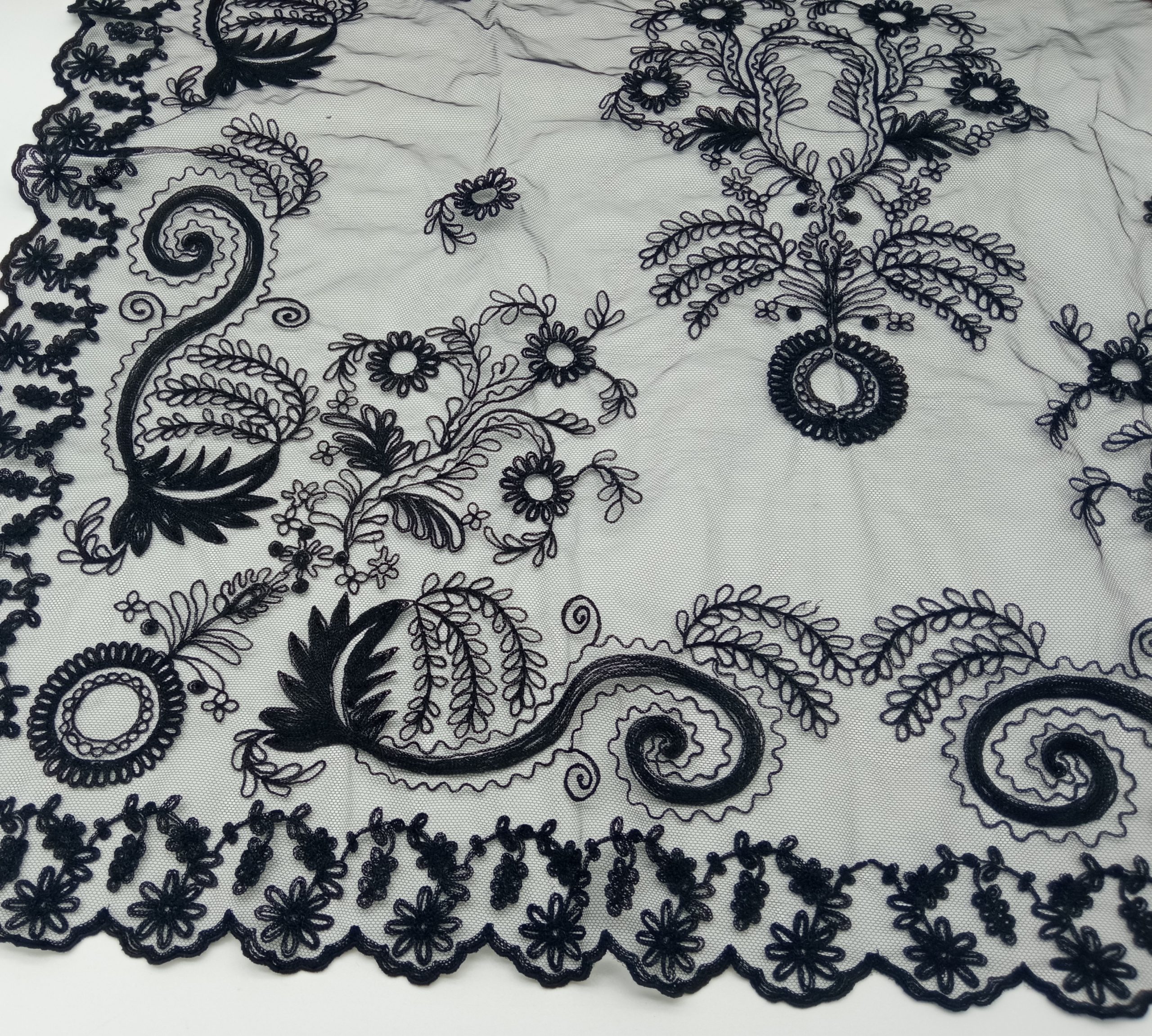 Conjunto delantal y manteleta NEGRO 604TUL - Imagen 5