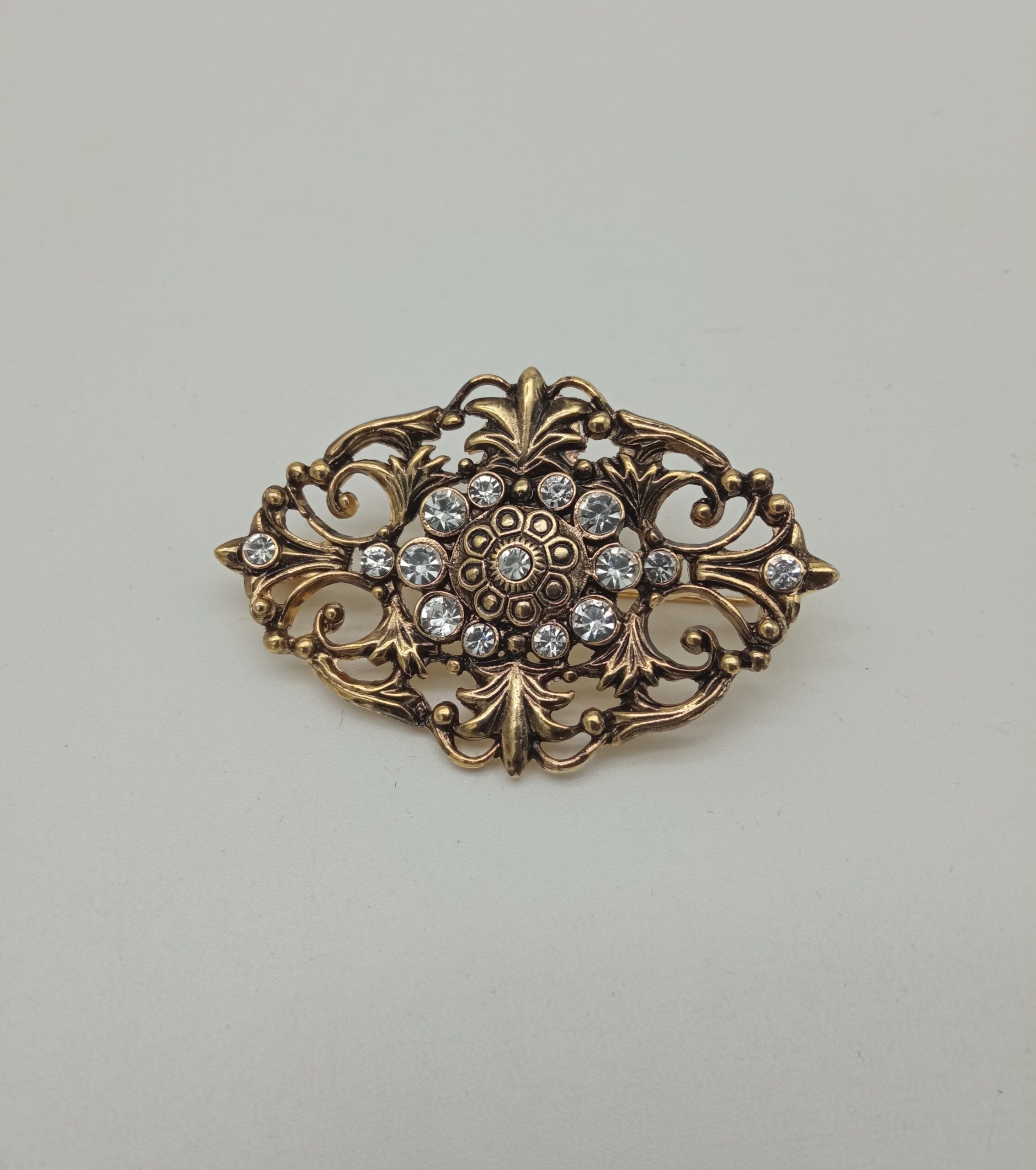 Broche Bro3